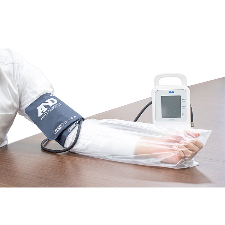 血圧計カフ接触防止 ディスポアームカバー 画像