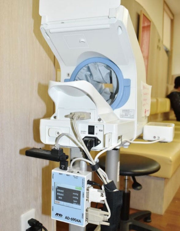 データ収集アダプタAD-6904Aと診之助Slim 全自動血圧計 TM-2657シリーズ